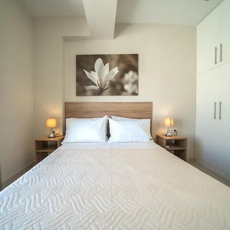 Alma Center Apartment's