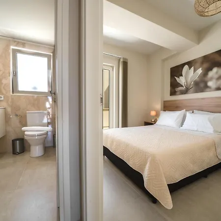 Alma Center Apartment's *